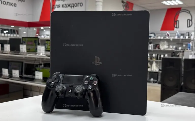 Приставка PS4. slim 500 Gb