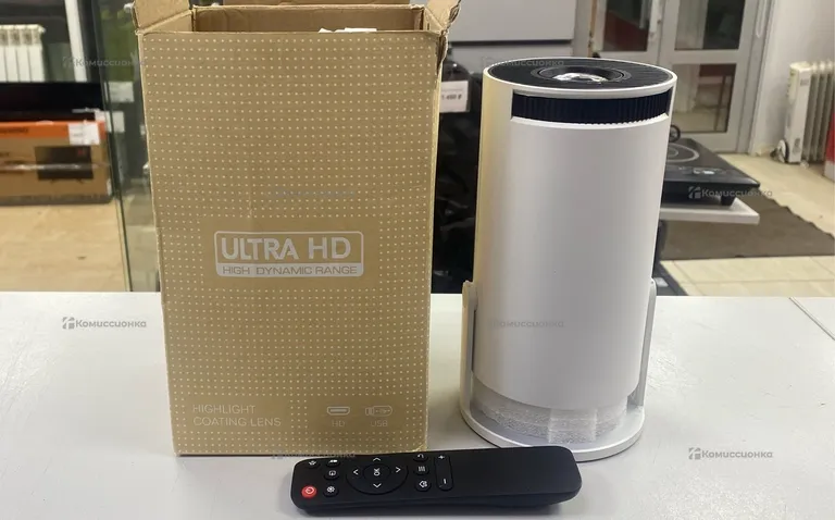 Проектор  ULTRA HD