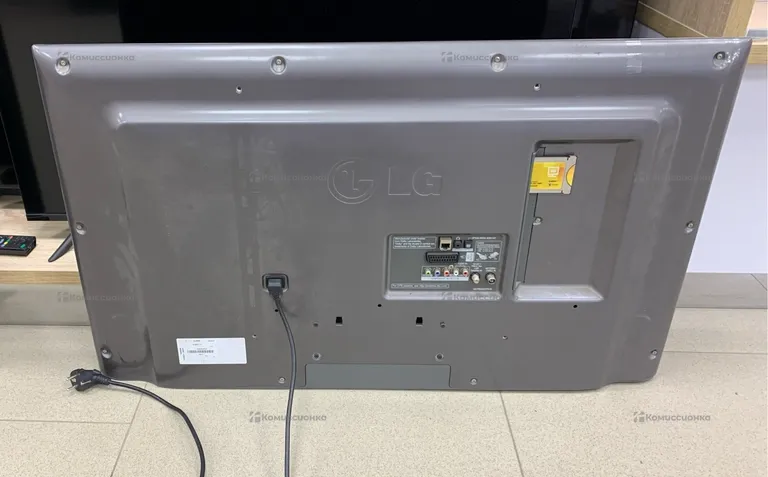 Телевизор LG 42LB650V