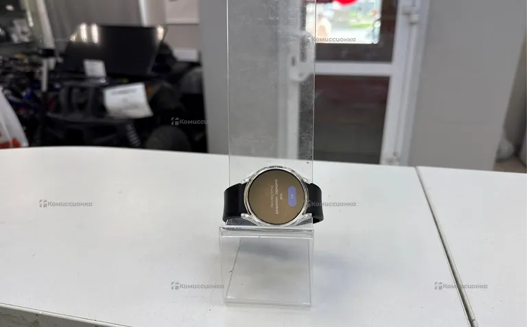 Часы  Samsung Galaxy watch 4