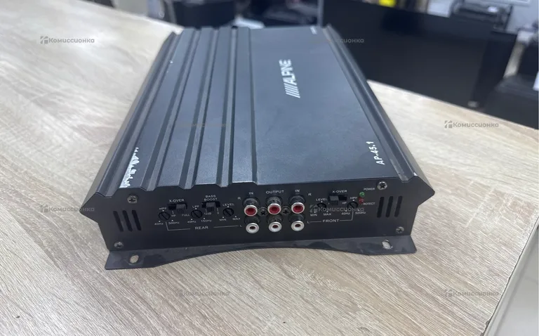 Усилитель  Alpine AP-45.1