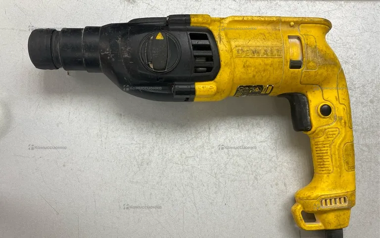 Перфоратор dewalt D25133K