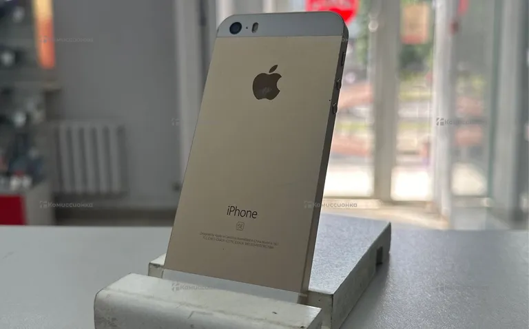 Apple se 2016 128