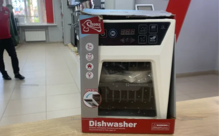 Игрушечная посудомойка Dishwasher