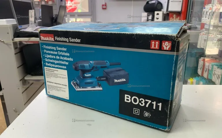Вибрационная шлифмашина BO3711