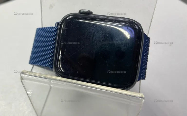 Часы  Apple Watch 4 44mm