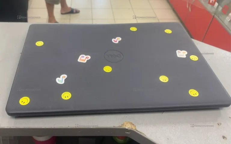 Ноутбук  DELL