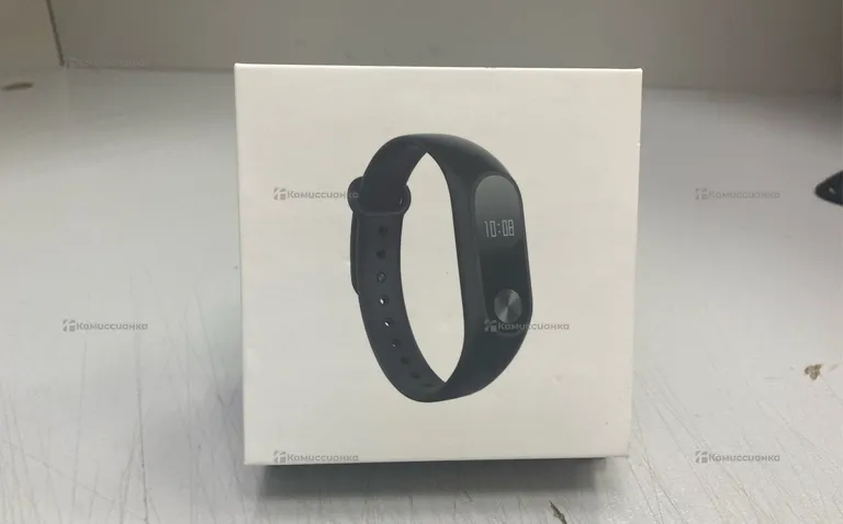 Часы  mi band 2