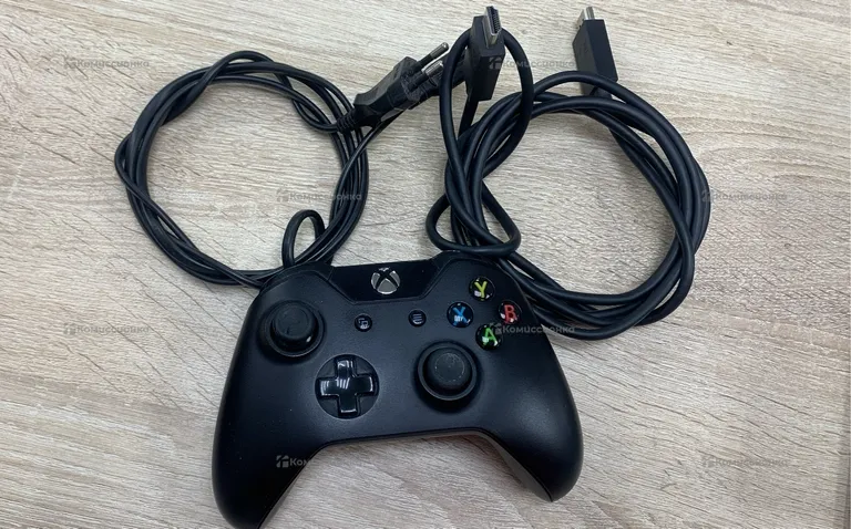 Приставка Xbox one s 500gb