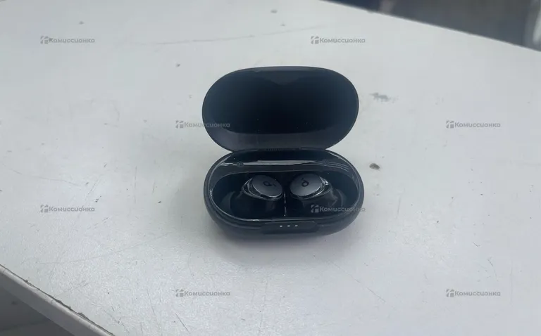 Наушники  soundcore a40
