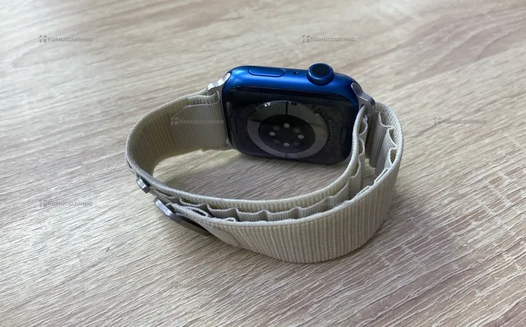 Часы  Apple Watch 7 45mm