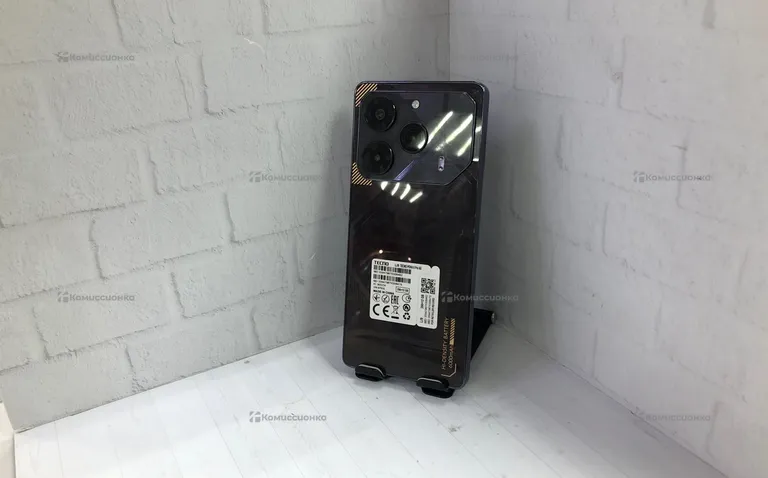 Tecno Pova 6 Pro 12/256 ГБ