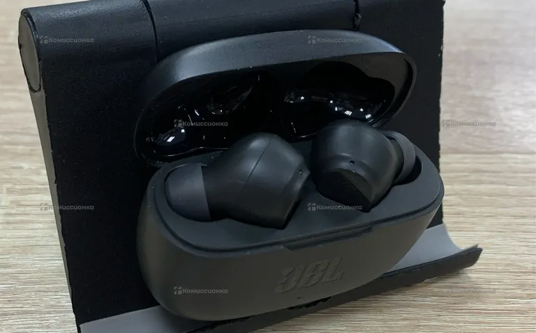 Наушники JBL