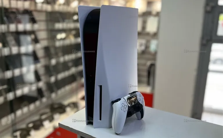 Приставка PS5 ( с дисководом)