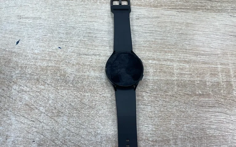 Часы  galaxy watch 4