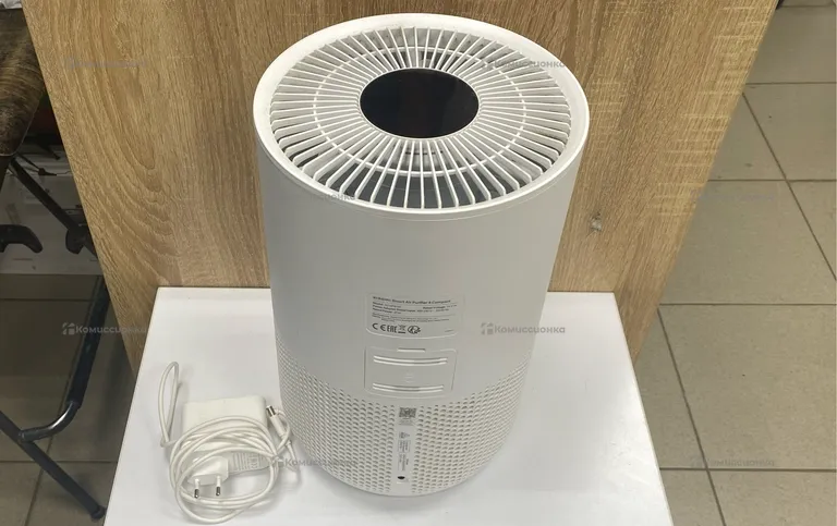 Очиститель воздуха Xiaomi Mi Air Purifier 4 Compac