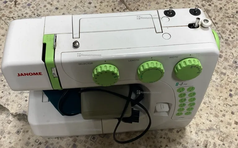 Швейная машина  Janome j76s