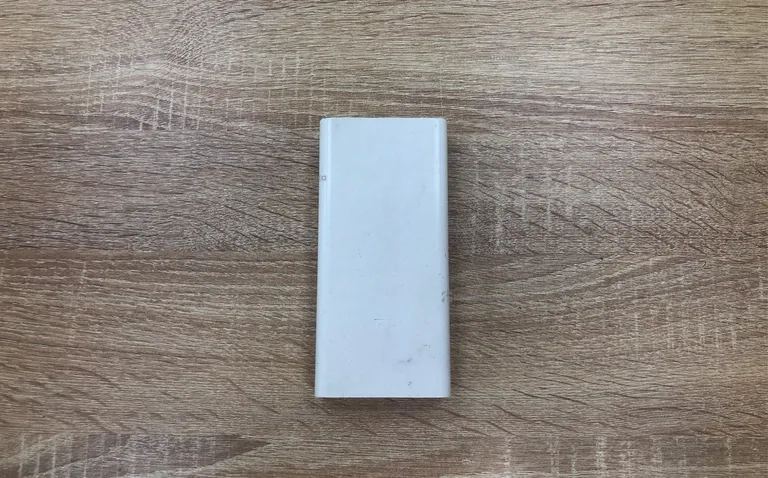 Power Bank  Xiaomi PLM18ZM