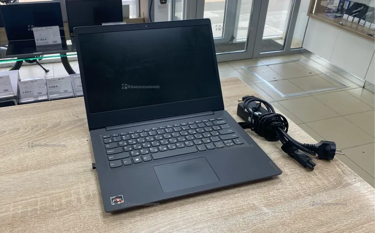 Ноутбук  Lenovo
