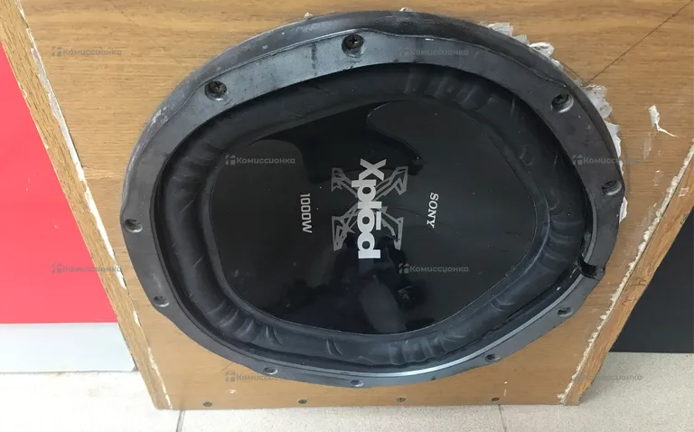 Сабвуфер  sony Xplod 1000