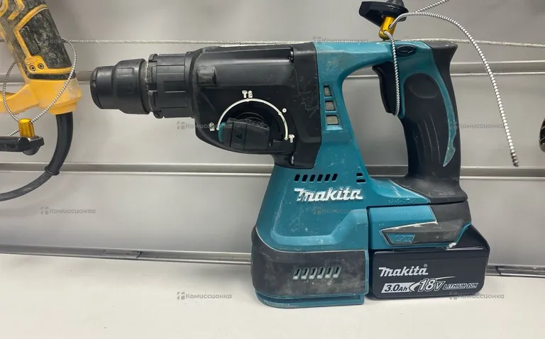 перфоратор Makita DHR242