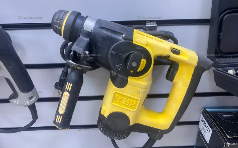 Перфоратор dewalt D25313K