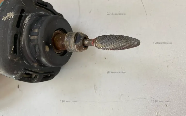Прямая шлифмашина makita GD0602