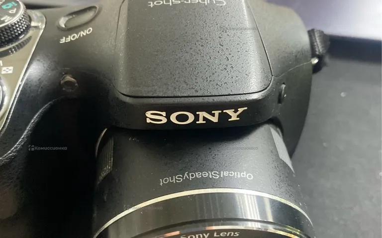 Фотоаппарат  Sony DSc-H300