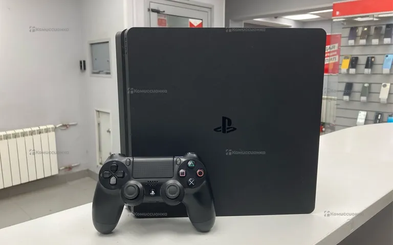 Приставка PS4. PlayStation 4 slim 500gb