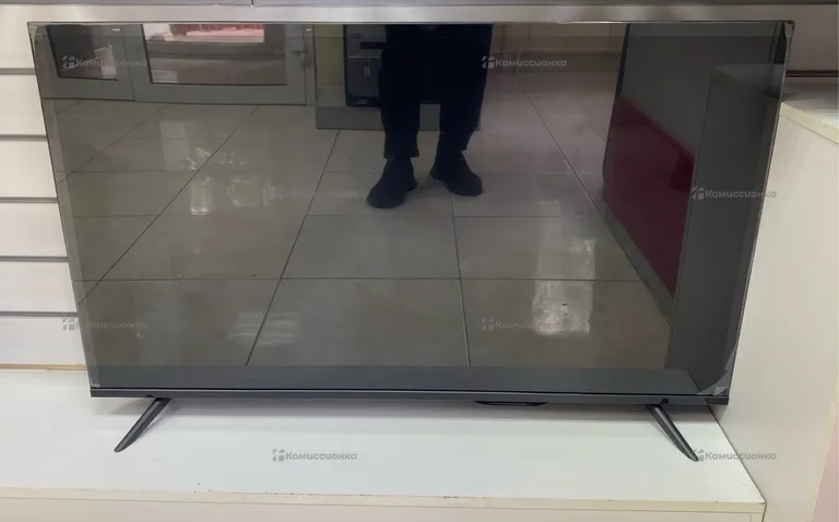 Телевизор SMART TV. 45 plus QN900