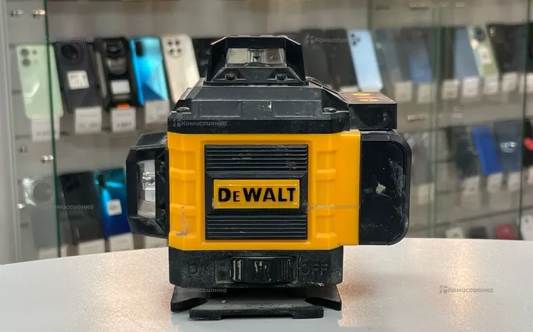 лазерный уровень Dewalt 4D (реплика)
