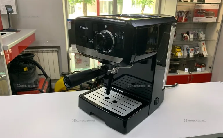 Кофемашина рожковая HausMark CM-12500