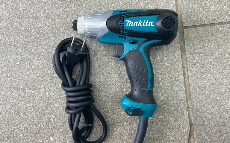 Ударный шуруповерт Makita TD0101F
