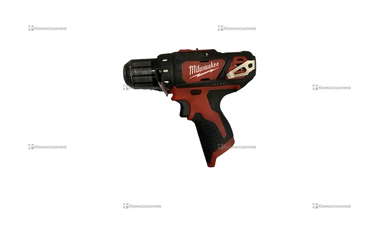 Дрель-шуруповерт Milwaukee M12 BDD-0