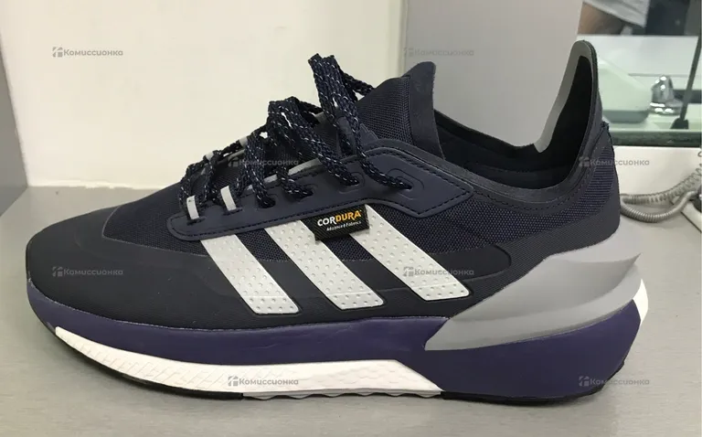 Кроссовки Adidas Cordura 42