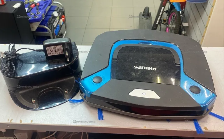 Робот Пылесос  Philips