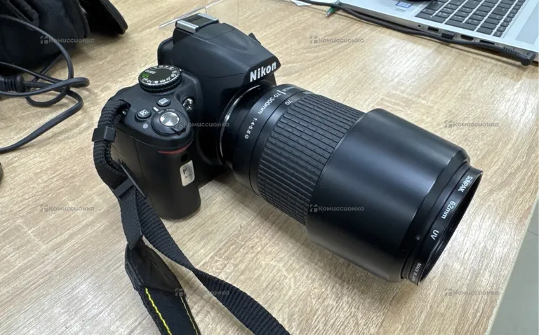 Фотоаппарат Nikon D3000
