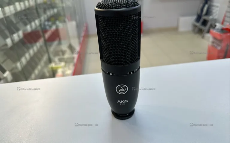 Студийный микрофон AKG P120