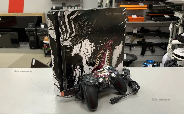 Приставка PS4 Slim 1TB