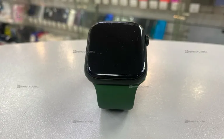 Часы  Apple Watch Series 7 45 mm
