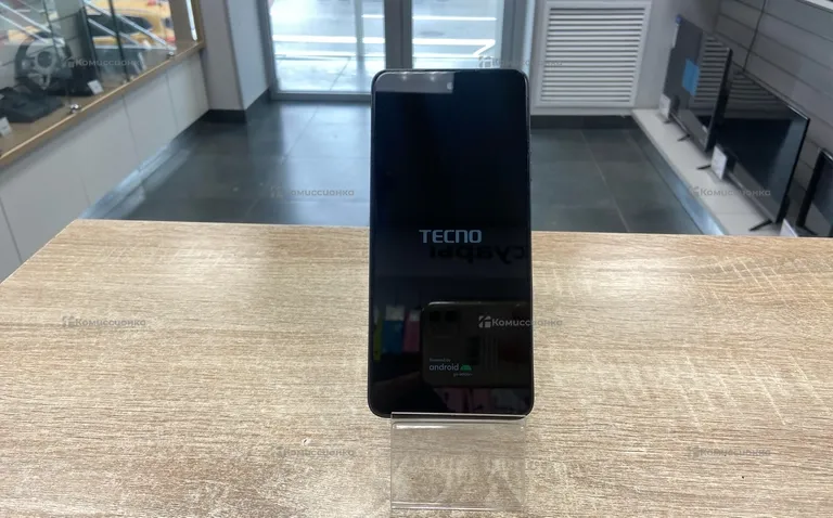 Tecno spark spark go 2024