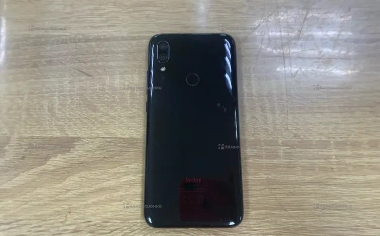 Xiaomi Redmi 7  4/64gb