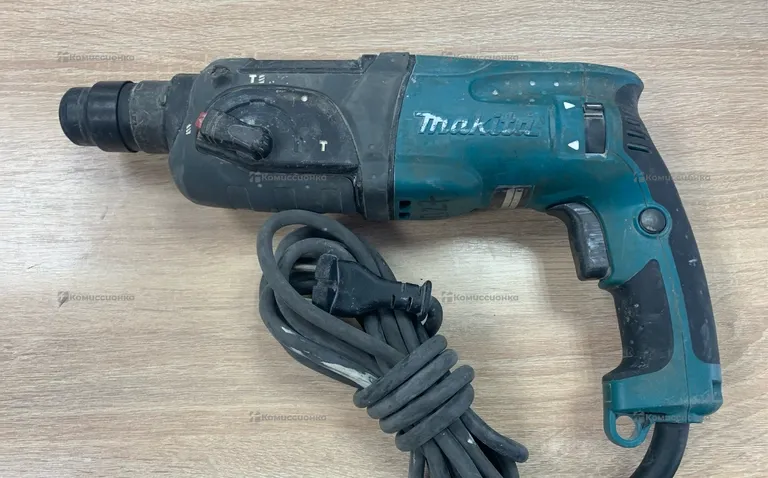 перфаратор makita HR2470 (2023)