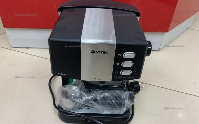 Кофемашина Vitek VT-1523