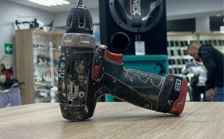 шуруповерт  metabo 12v