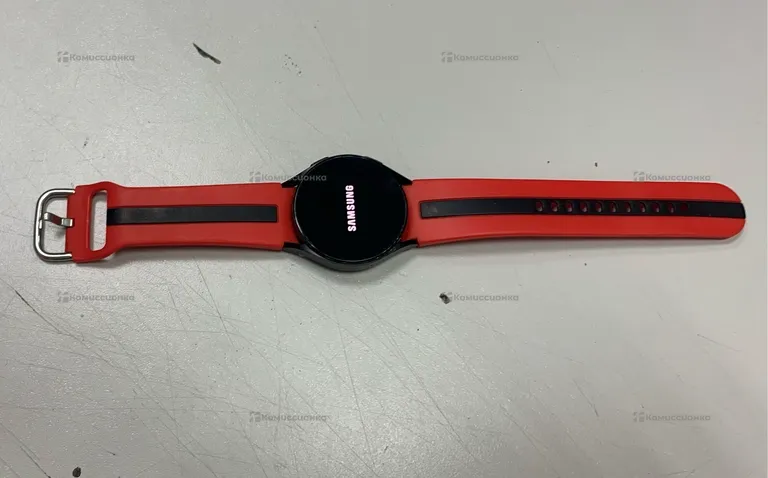 Часы  Samsung Galaxy Watch 4 40mm