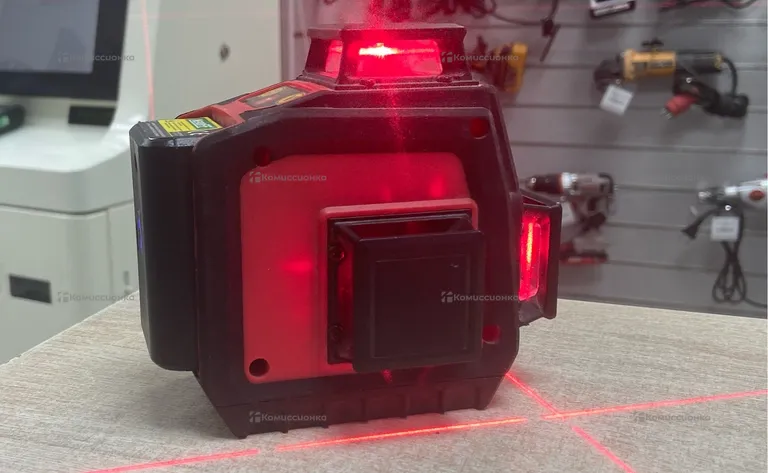 Лазерный нивелир NEROFF DLT-12RS