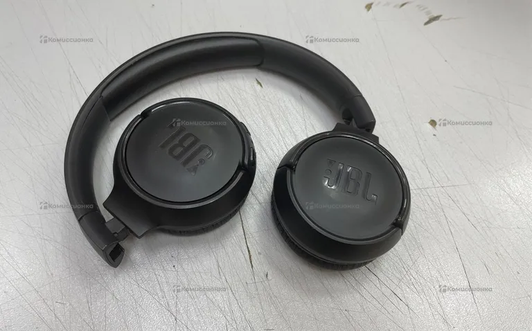 Наушники  JBL