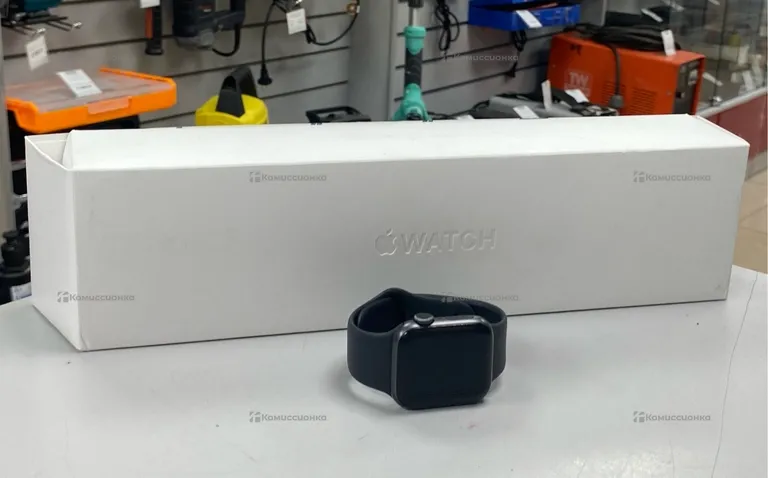Часы  Apple Watch Series 5 40mm