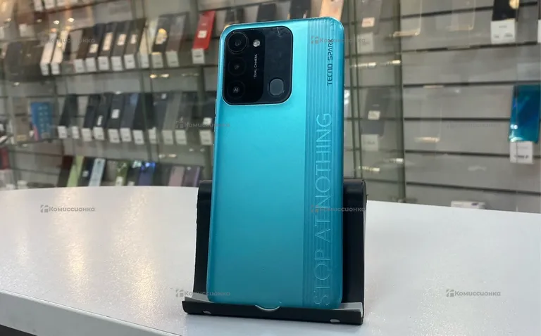 Tecno spark 8c 4/64